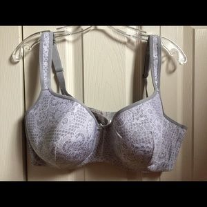 Cacique Underwire Bra 42DD Like New